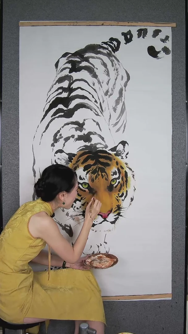 卉卉国画直播间老虎生宣