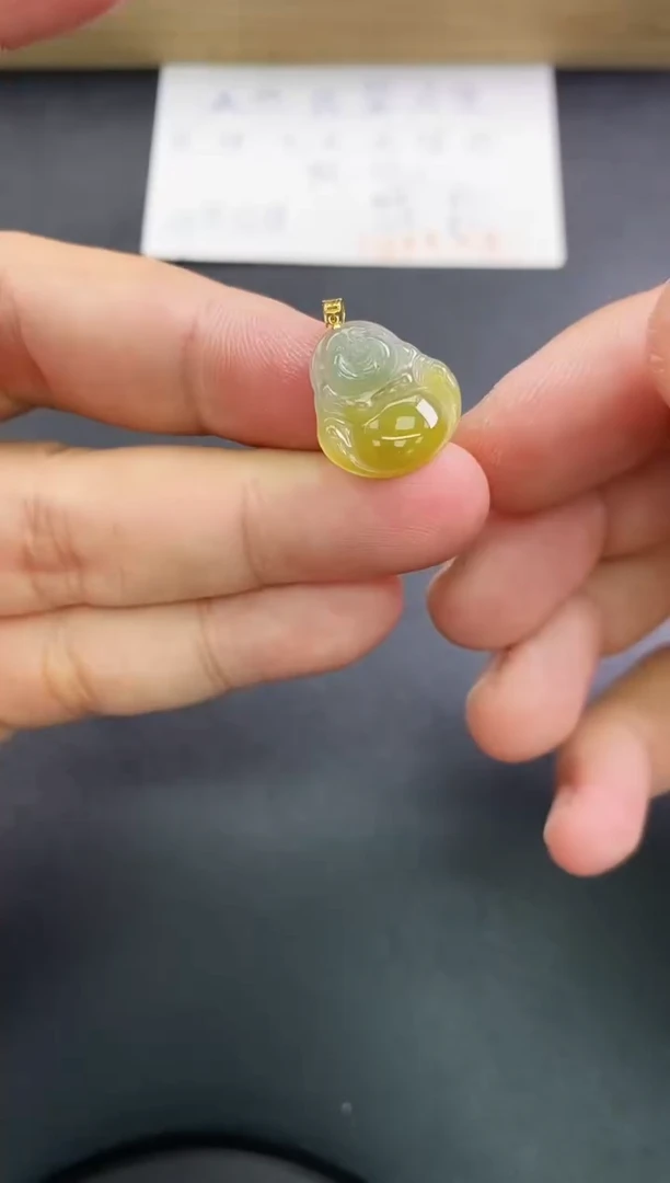 翡翠18K金镶嵌颈饰天然翡翠A货赠皮绳