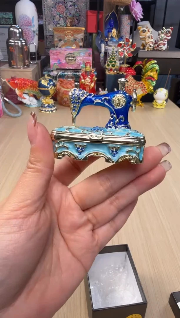 19七宝蓝色缝纫机