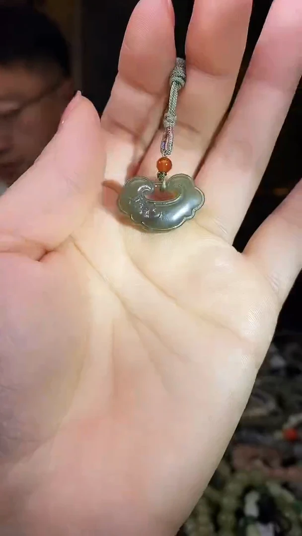 颈饰未镶嵌和田玉多样性发货，拍一发一