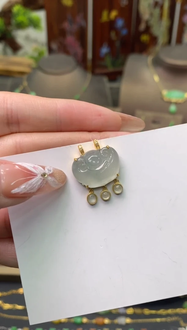 【闪购商品】翡翠颈饰18K金镶嵌净货11141