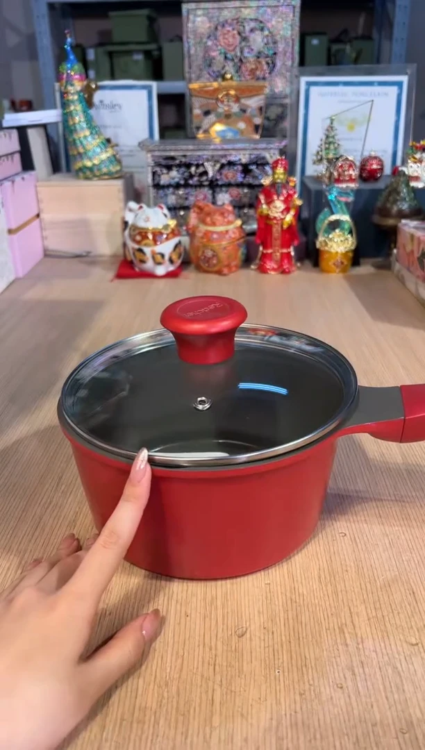 【闪购商品】杯39陶瓷岩系列不粘奶锅18CM