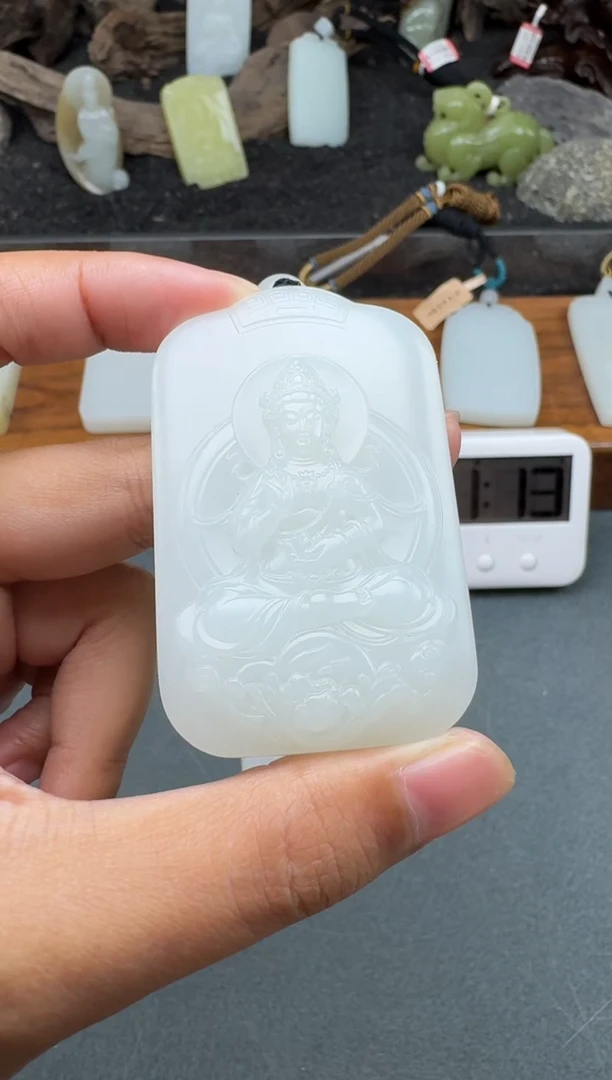 颈饰未镶嵌和田玉1
