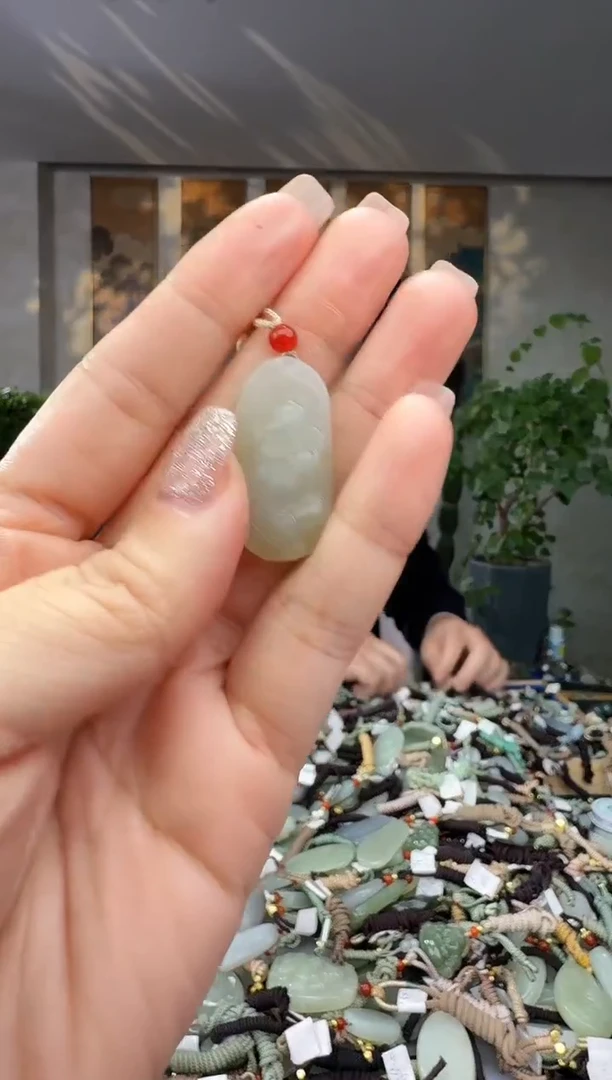 未镶嵌和田玉挂件拍一发一