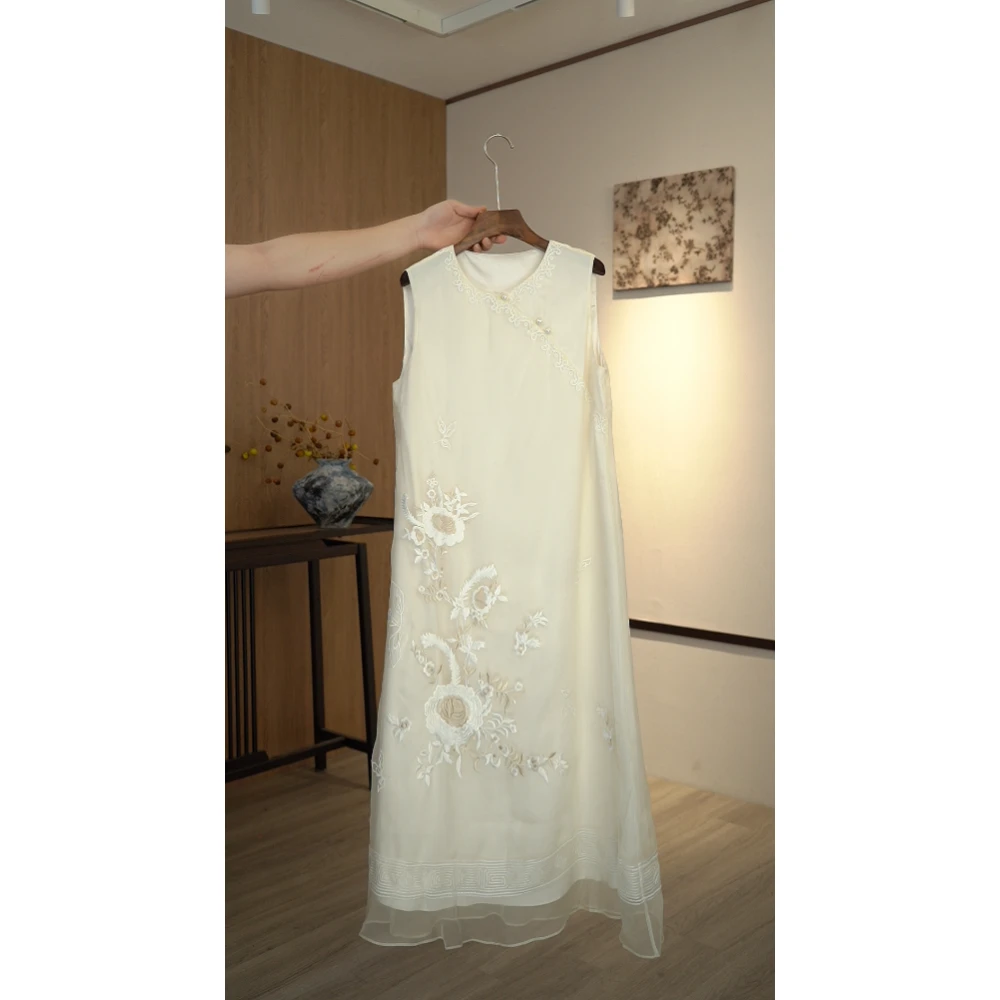 真丝欧根纱绣花斜襟连衣裙5552