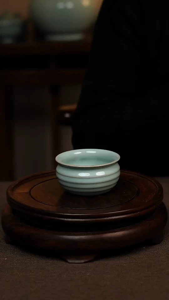 瓷片天青色全手工玹纹杯80ml微瑕不带礼盒