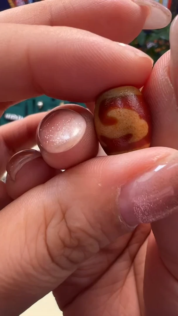 玛瑙/玉髓（覆膜）颈饰未镶嵌6.（微瑕随机发货）