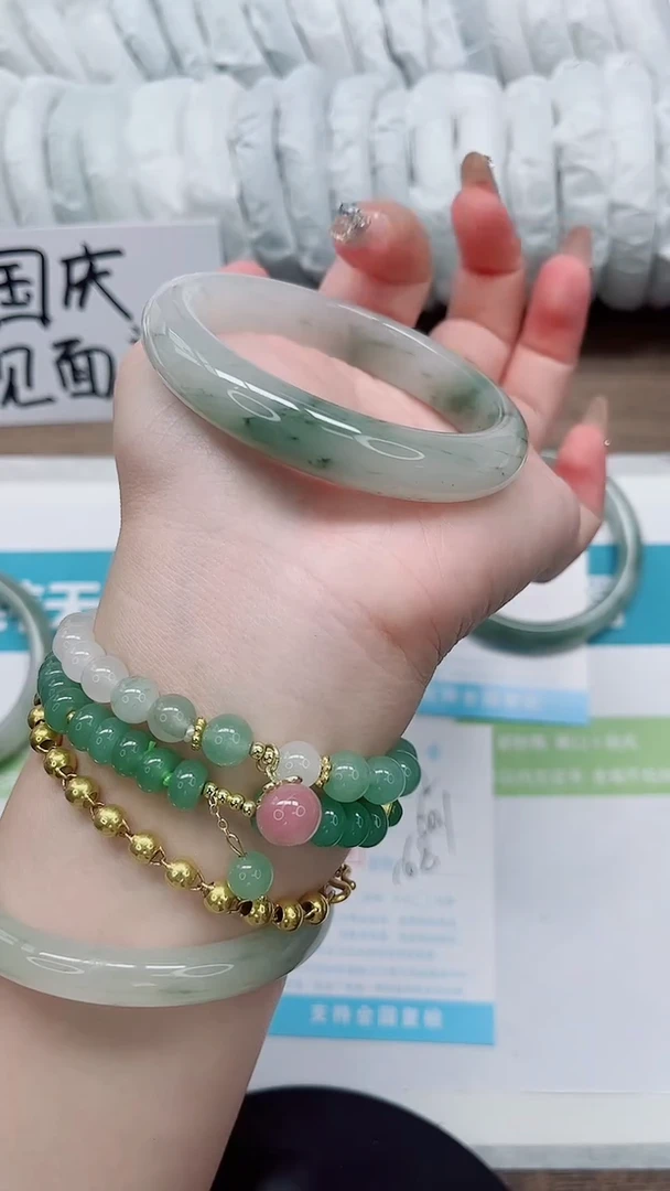 未镶嵌手镯石英质玉192-60