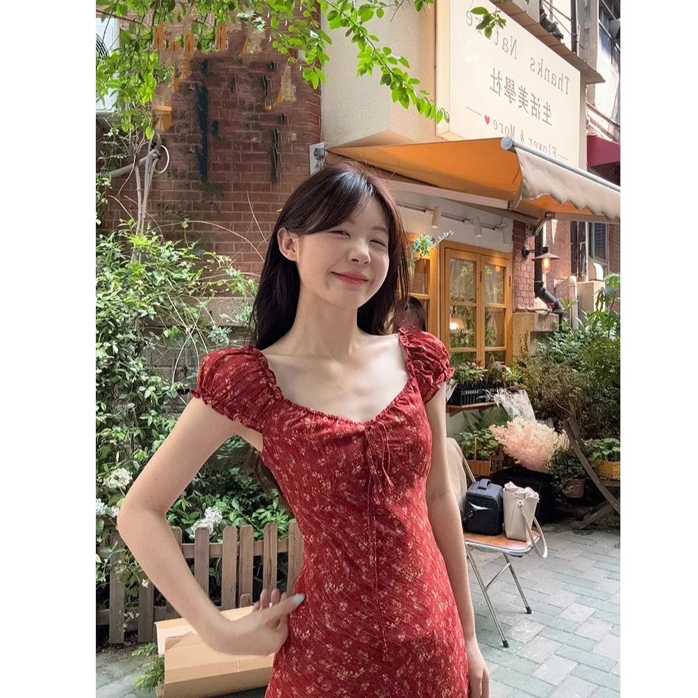 法式复古2025新款修身裙子红色显瘦碎花气质连衣裙长裙夏季