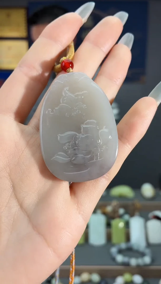 颈饰未镶嵌和田玉1