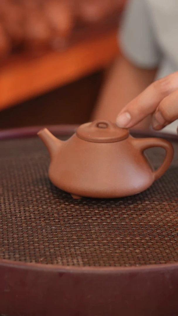 茶壶紫砂原矿手工制作