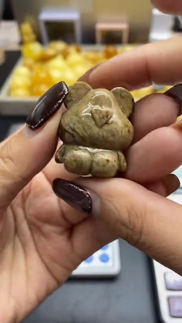 琥珀未镶嵌珠宝奇石479