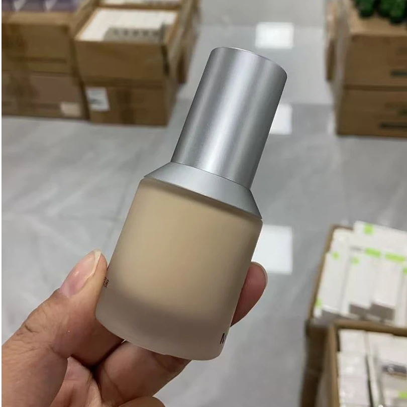 雾感持妆粉底液LF110（日期2025.09）