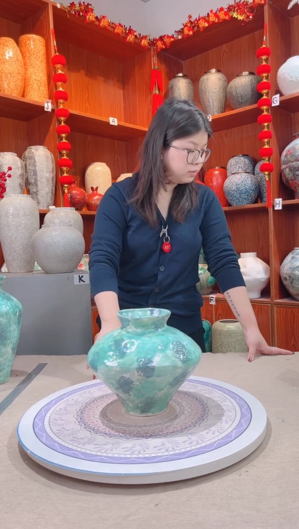 【闪购商品】瓶精品陶瓷花瓶 无花 新品彩陶 小号