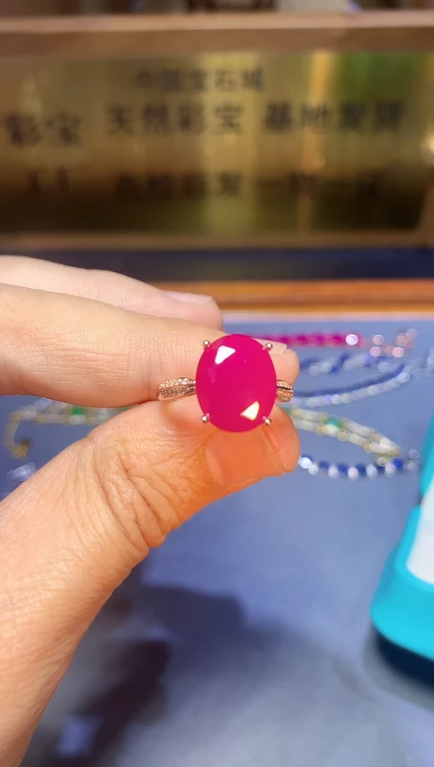 【闪购商品】红宝石戒指银S925镶嵌........