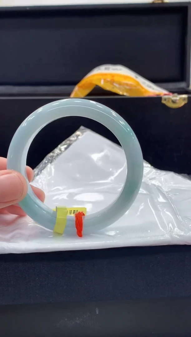 未镶嵌手镯翡翠翡翠手镯