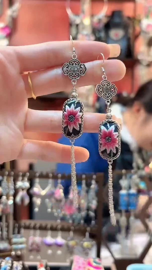 织绣 云织谣民族风精美饰品   13