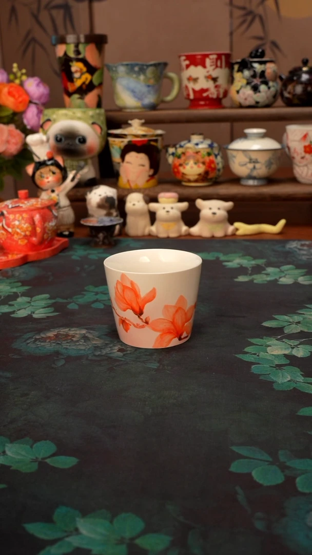 手绘  玉兰花猪口杯