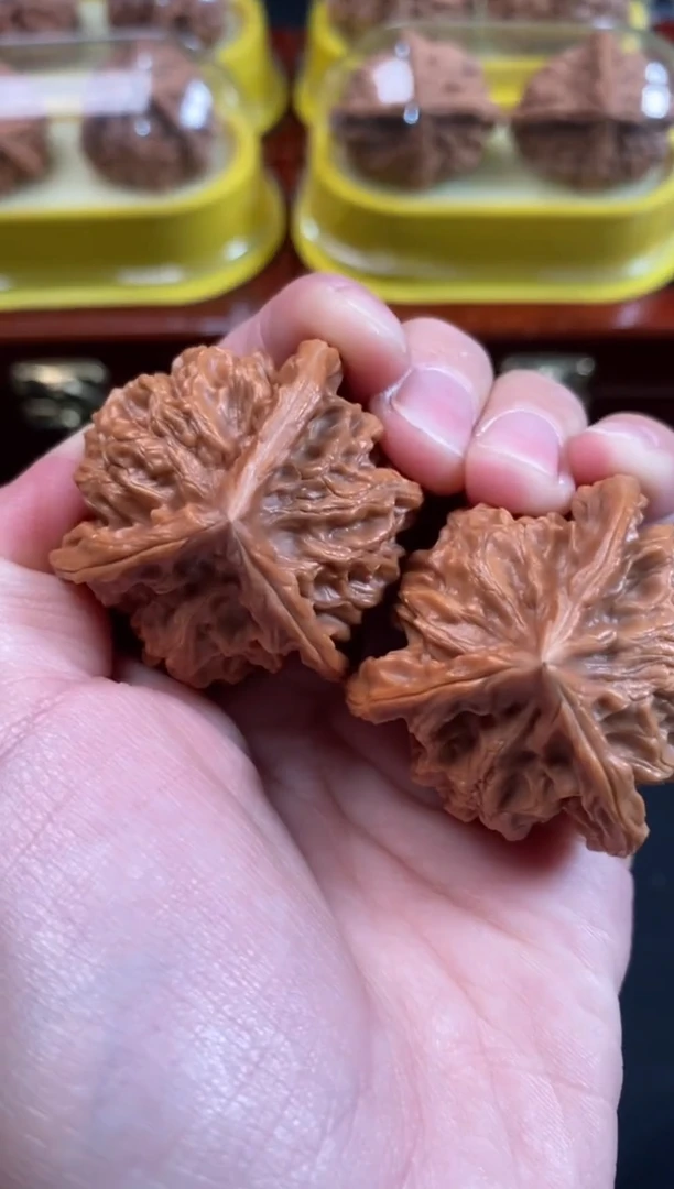 把件文玩核桃盘山三棱40尺Q065