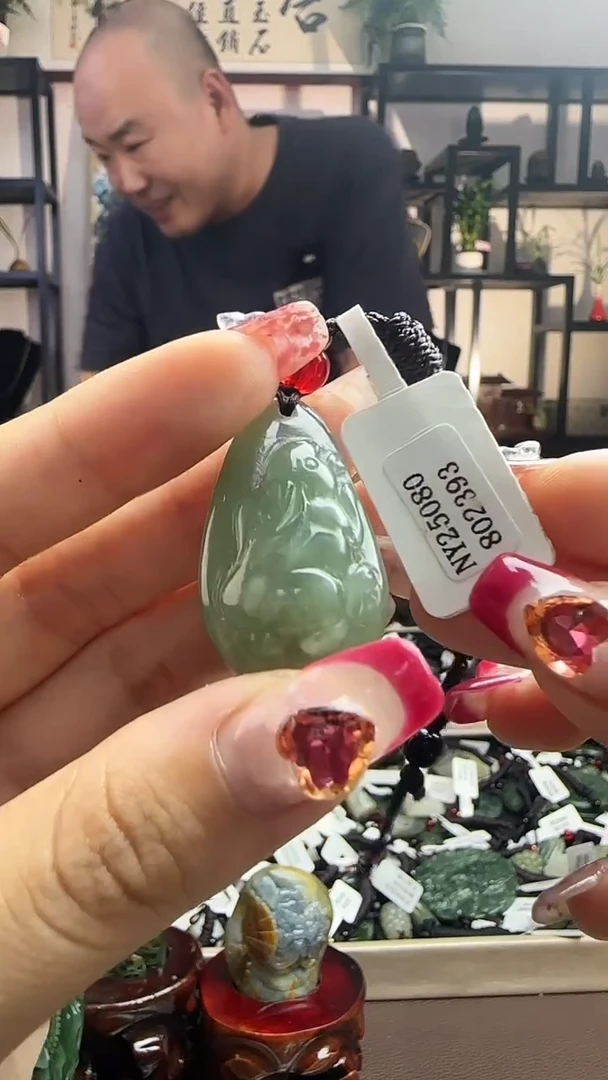 颈饰未镶嵌和田玉2393