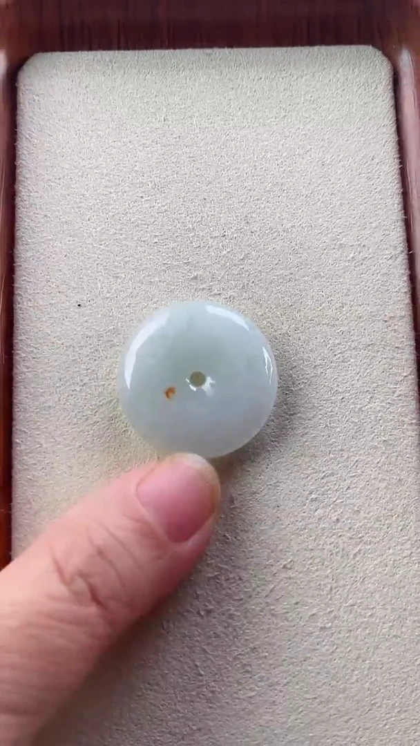 【闪购商品】翡翠吊坠(不含链)未镶嵌孤品