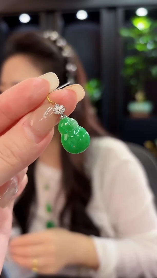 吊坠(不含链)18K金镶嵌翡翠  缅料A货/支持复检/一件