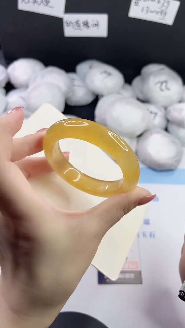 未镶嵌手镯石英质玉多样性发货L38