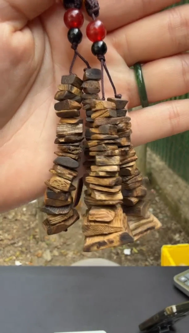 沉香沉香碎屑绿棋楠双小串原料车挂多样性发货一条