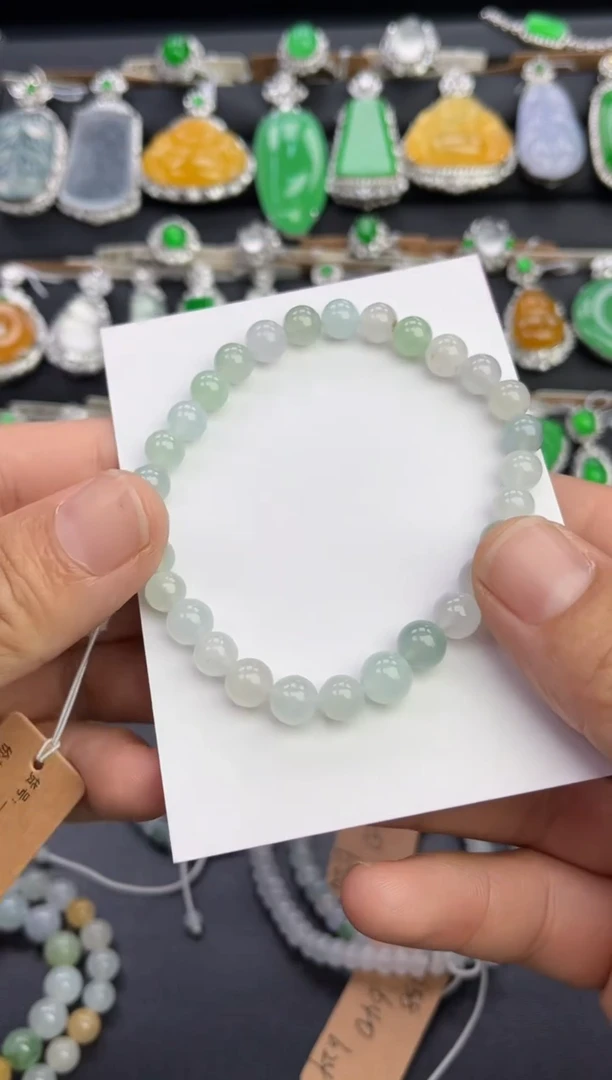 未镶嵌手串翡翠多人