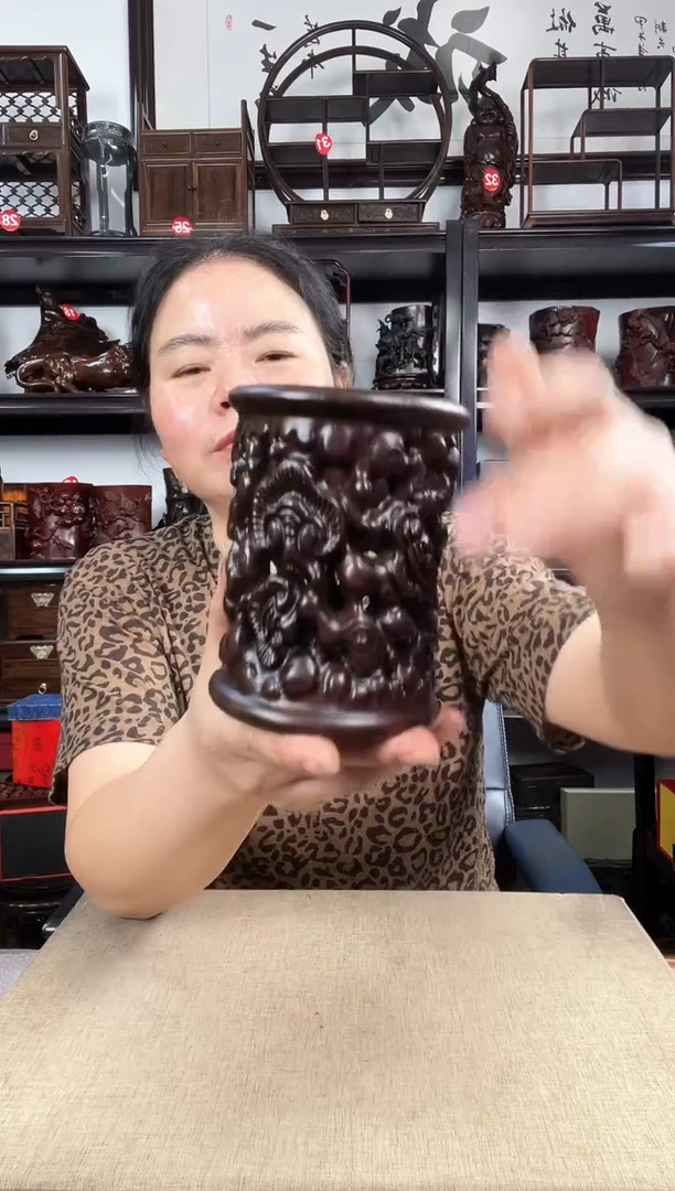 木新款笔筒老李红木工艺品