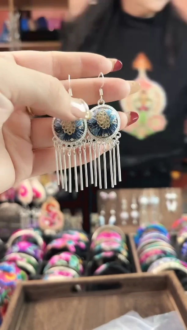 织绣艺枝独绣手工饰品88