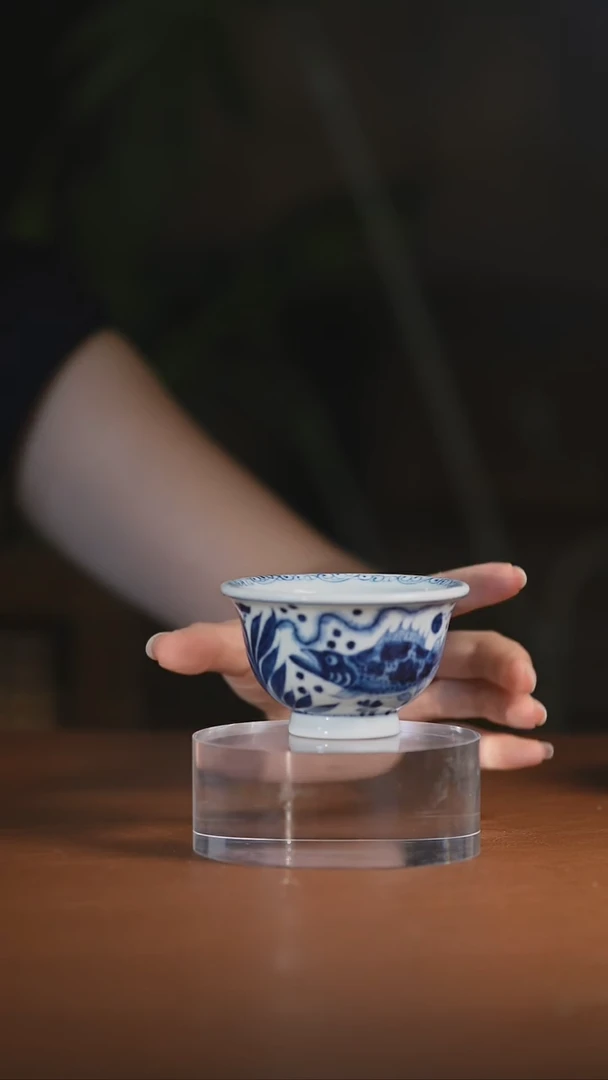 元青花鱼藻压手杯