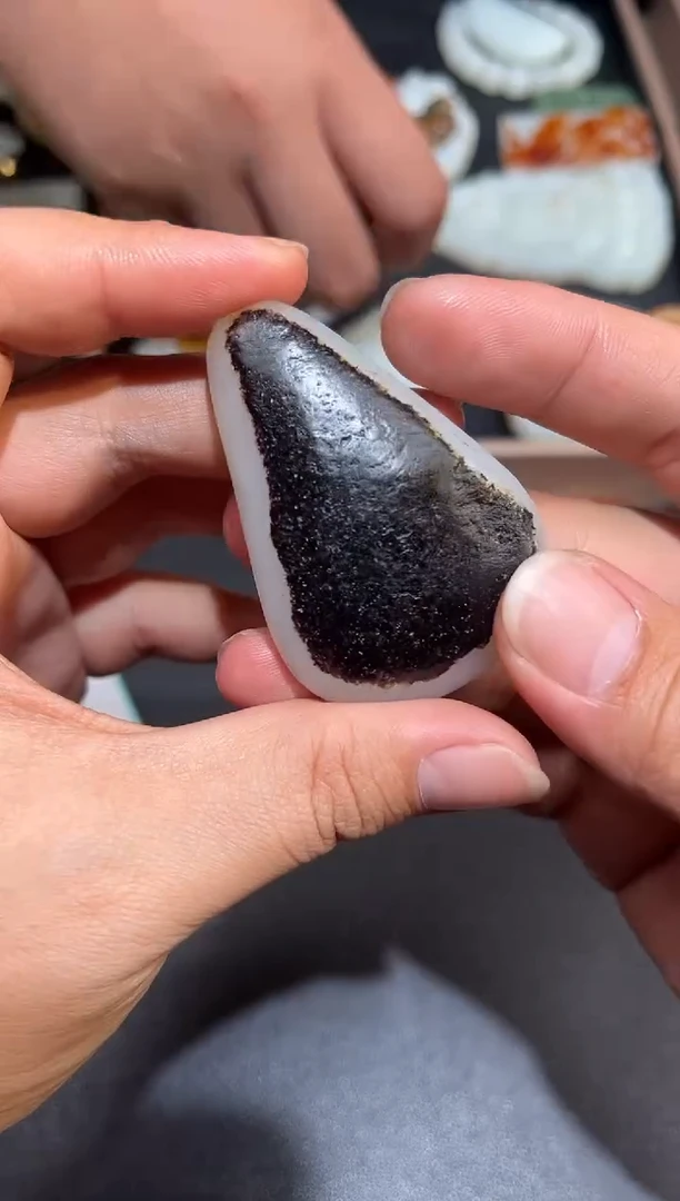 颈饰未镶嵌和田玉（子料）YL-DS-12.10-30