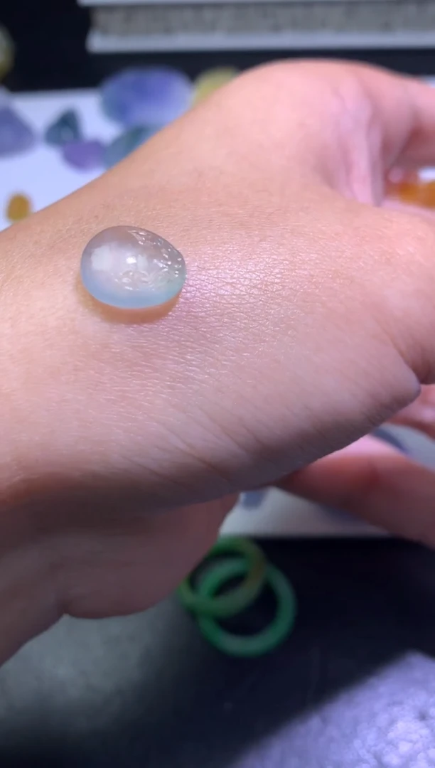 未镶嵌定制翡翠不****师毛货