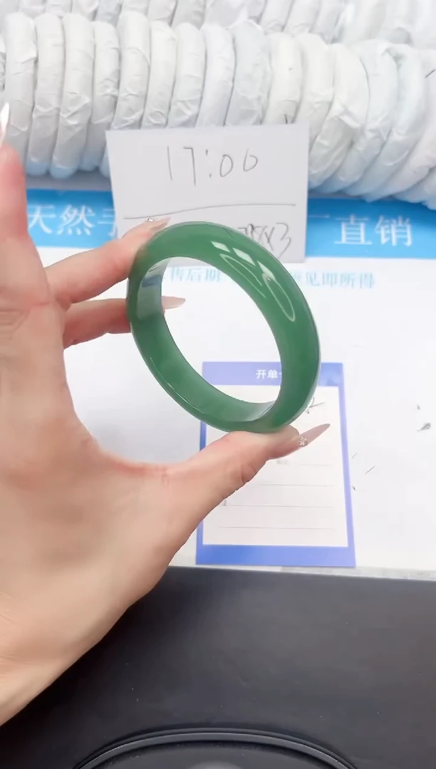石英质玉手镯未镶嵌182-60.8TLL