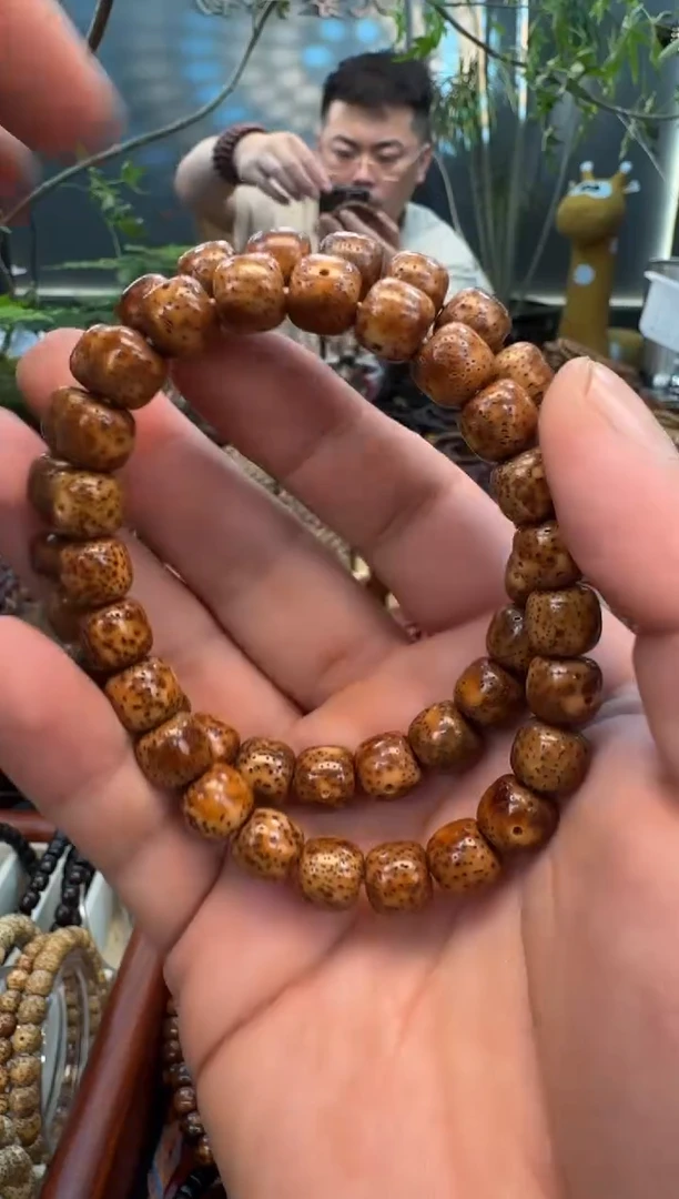手串星月菩提9*10虎皮陈籽星月菩提手串