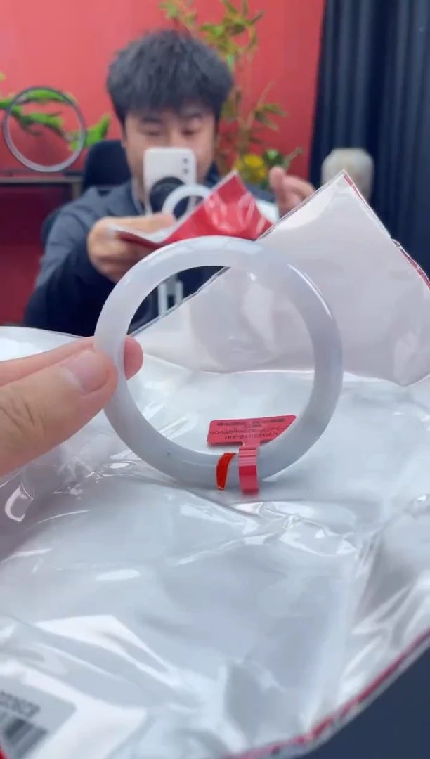 未镶嵌手镯翡翠17