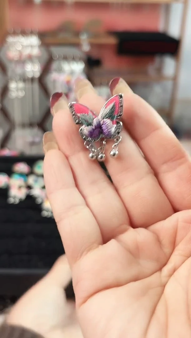 艺枝独绣手工饰品105