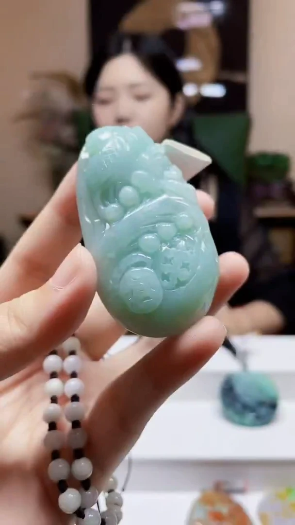 未镶嵌定制翡翠吊坠111