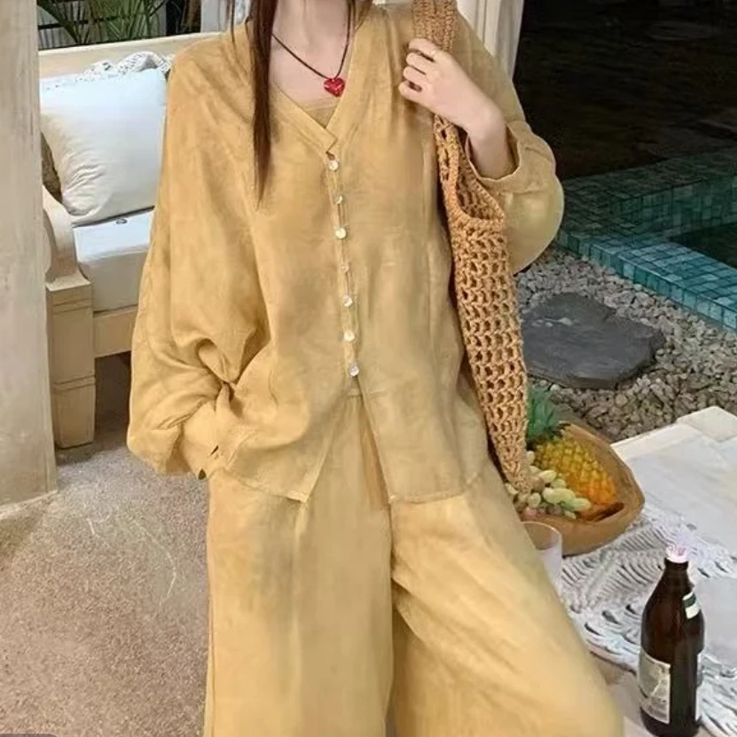 2025新中式国风套装女春季复古衬衫吊带开春穿搭三件套9008