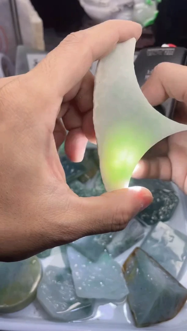 未镶嵌挂件翡翠天然缅甸翡翠A货