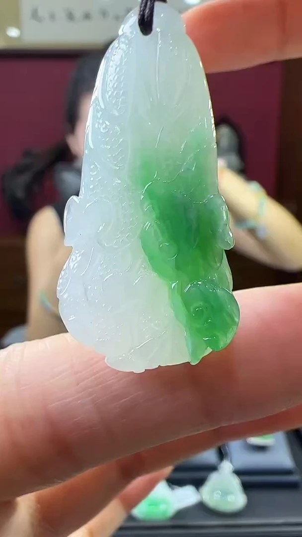 未镶嵌挂件翡翠白菜