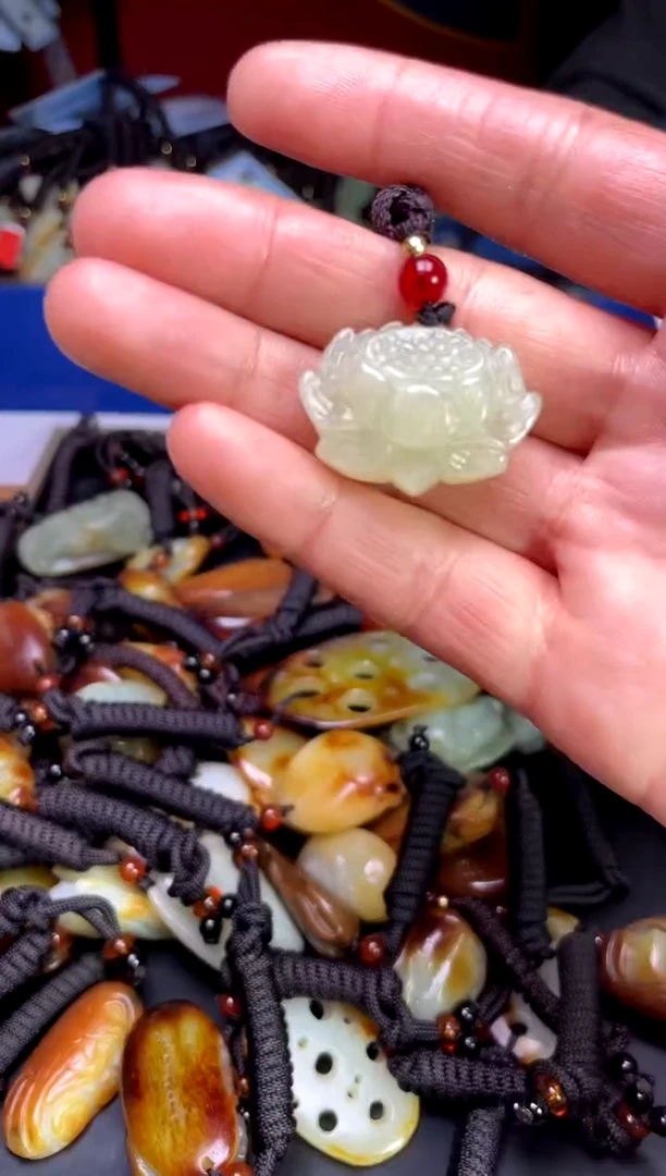 【闪购商品】和田玉颈饰未镶嵌123