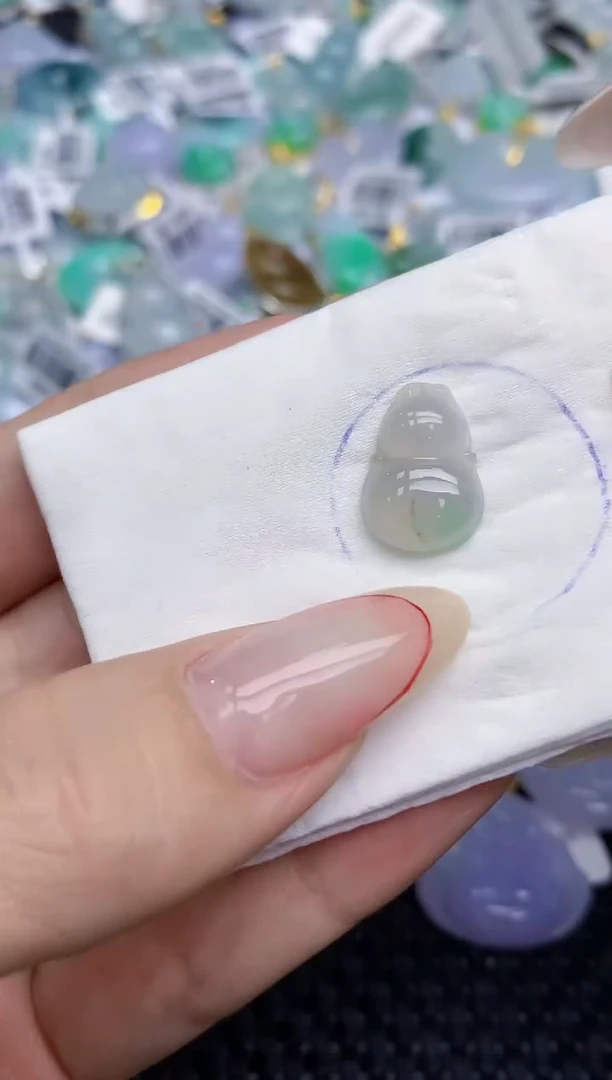 颈饰未镶嵌翡翠   天然翡翠A货  百元以上9米证书费自理