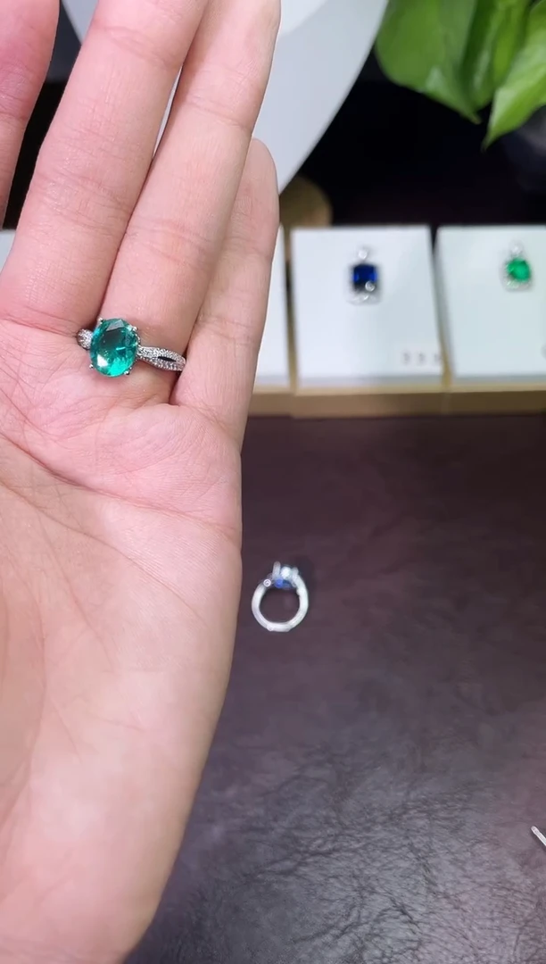 合金合成钻石帕拉伊巴绿戒指