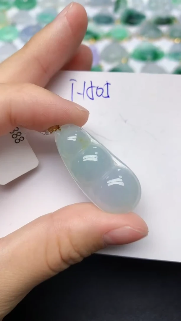 颈饰18K金镶嵌翡翠天然缅甸A货翡翠百元以上9元证书费自理