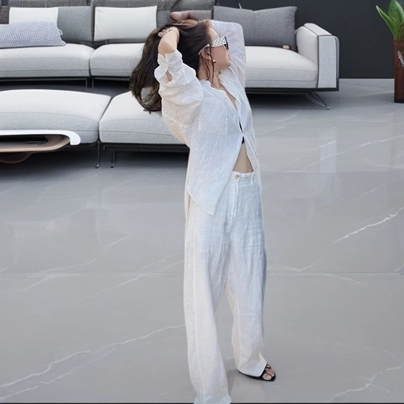 白色棉麻套装女夏季新款气质小众高级感休闲慵懒风防晒衬衣两件套