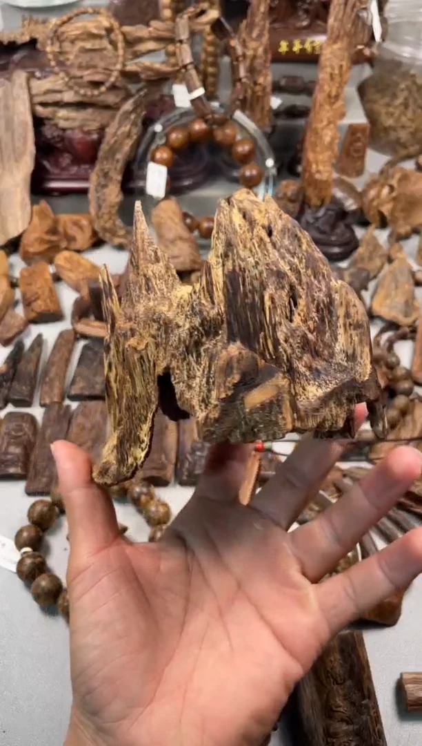 沉香沉香碎屑s***g 沉香  海南