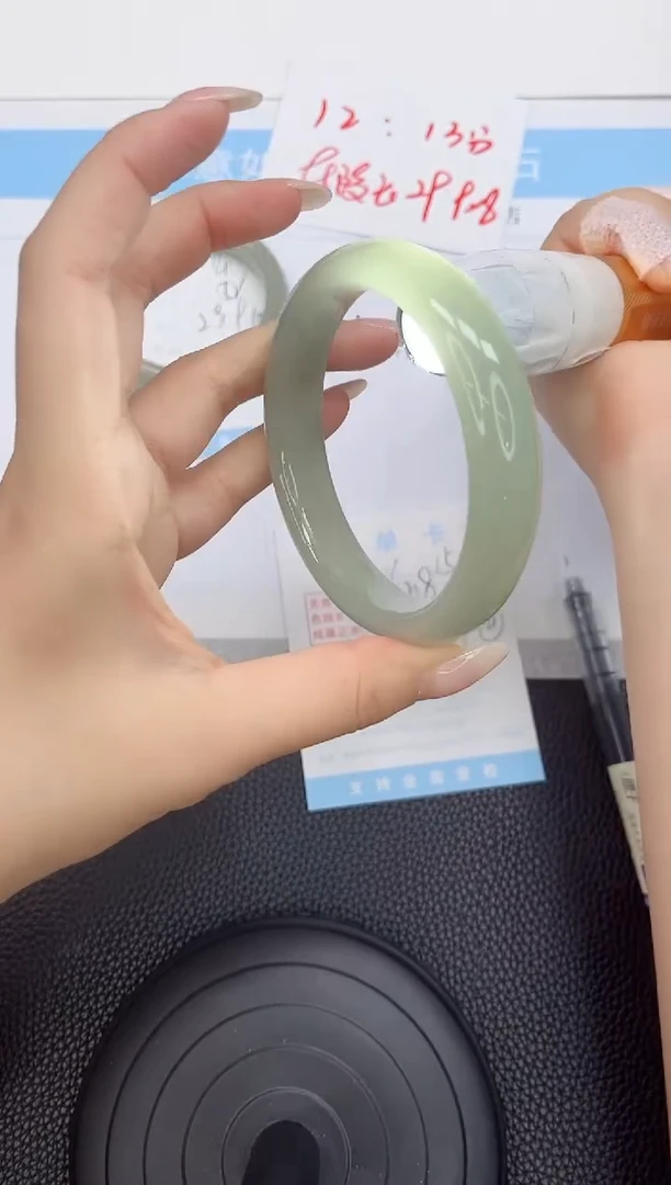 石英质玉手镯未镶嵌a15-62.8