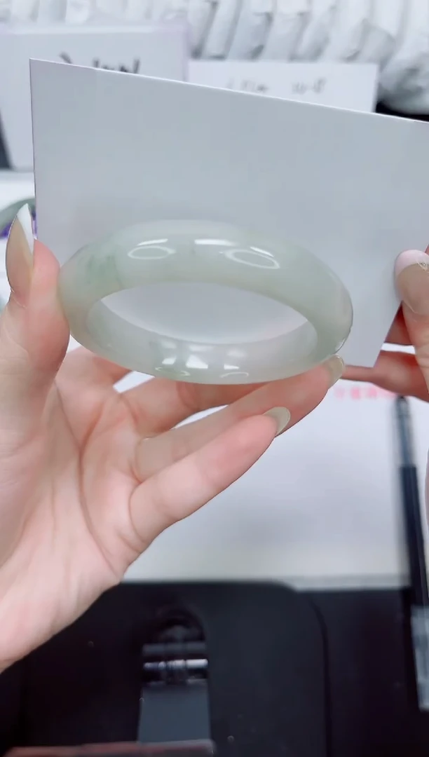 石英质玉手镯未镶嵌194